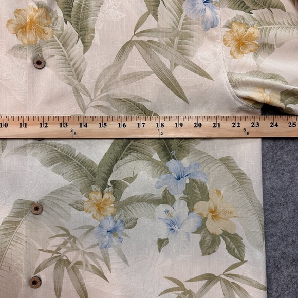 Tommy Bahama Hawaiian Aloha Shirt Mens L 100% Silk Ivory Green Floral Camp EUC - Picture 6 of 11